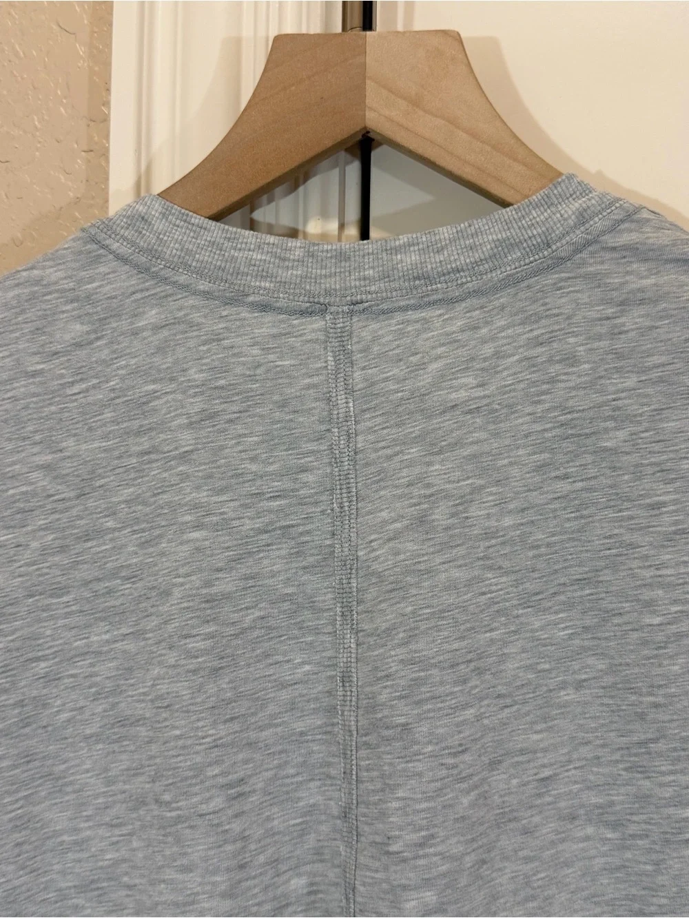 Lululemon All Yours Tee Gray Womens Crew Neck Size 6